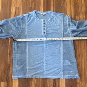 NEW POL Blue Long Sleeve Mixed Material Sweater Jersey and Lace Henley Sz Small